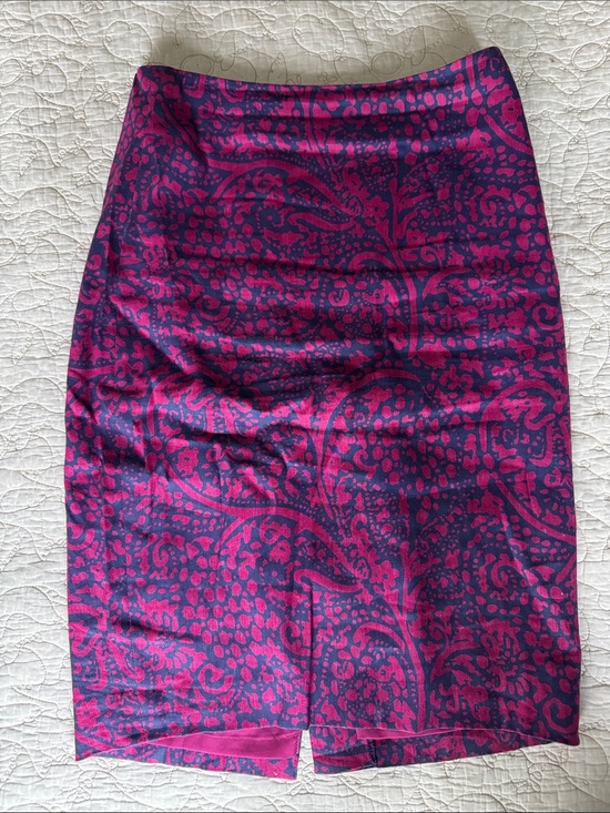 Ann Taylor Dresses & Skirts - Ann Taylor Fuchsia and Deep Purple Paisley Pencil Skirt
